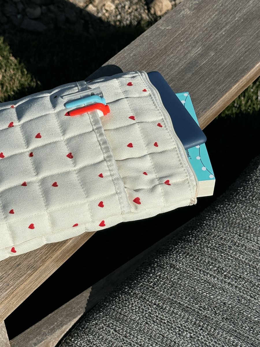 Waffle Heart Booksleeve & Bookmark product image (6)